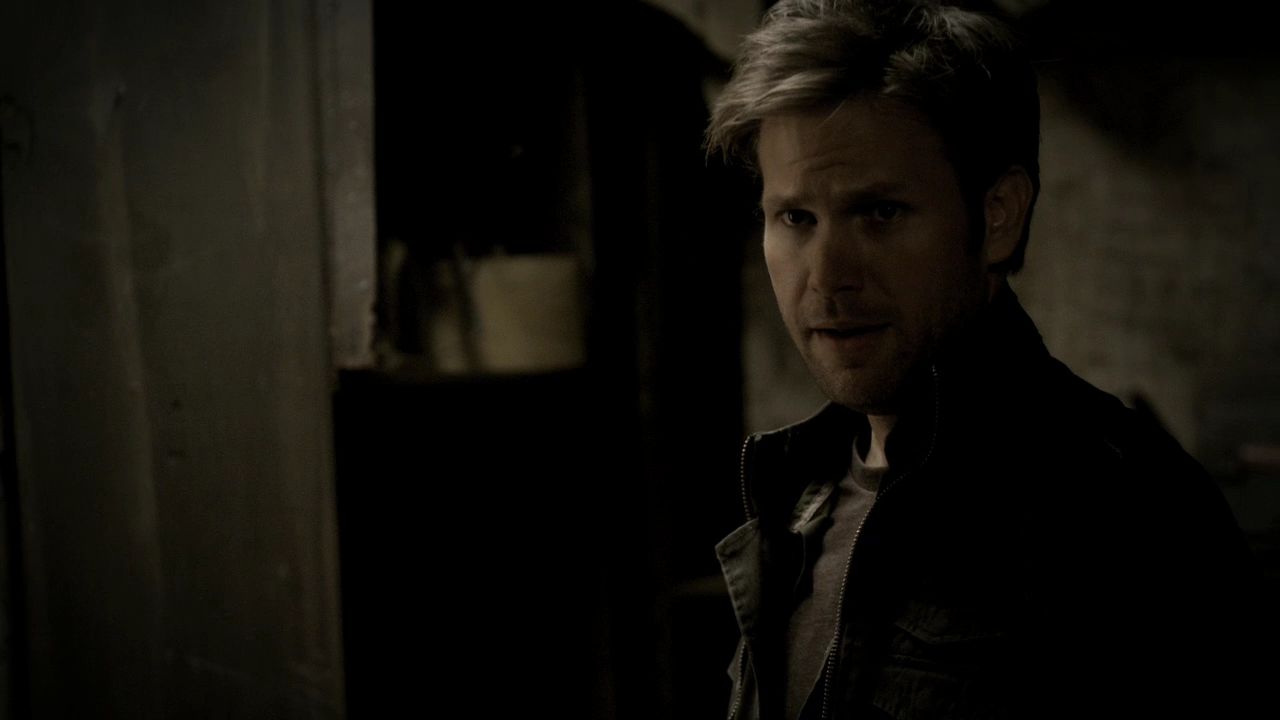 222VampireDiaries0802.jpg