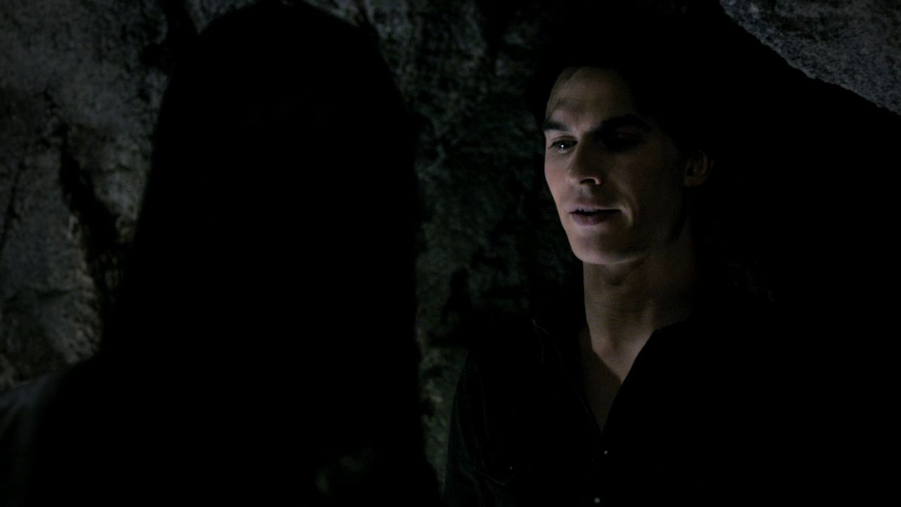 308VampireDiaries0021.jpg