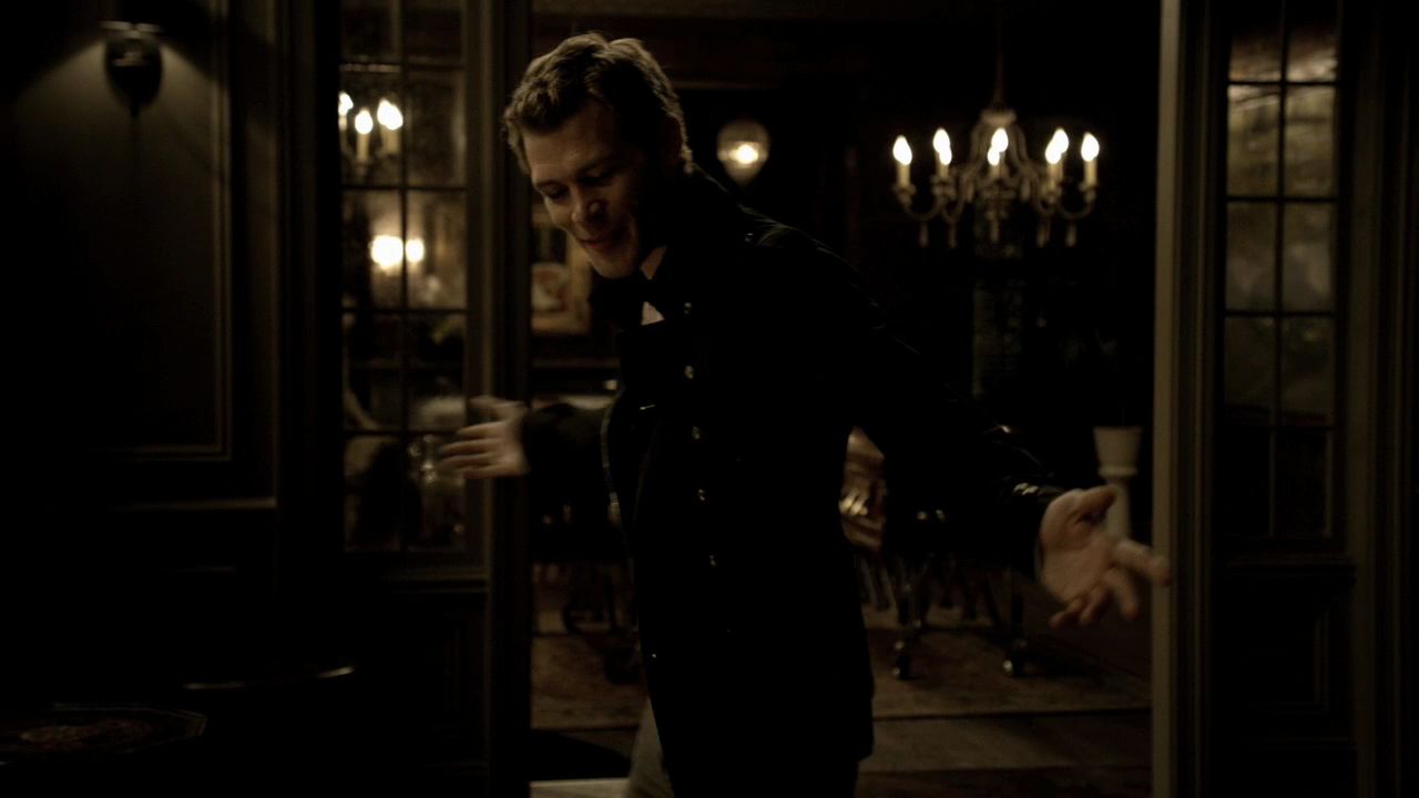 313VampireDiaries0020.jpg